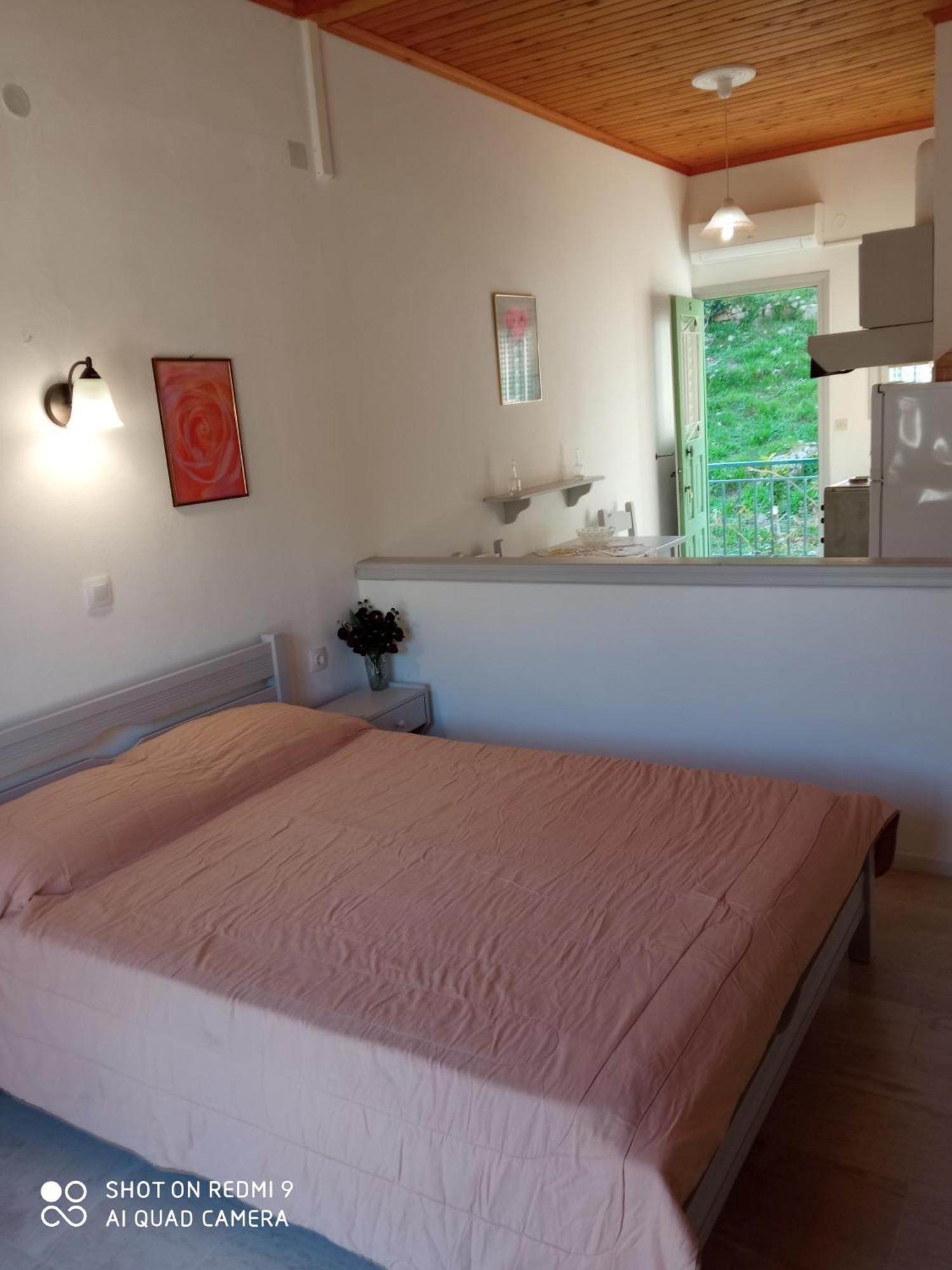 Soustas Apartments Longós Екстериор снимка